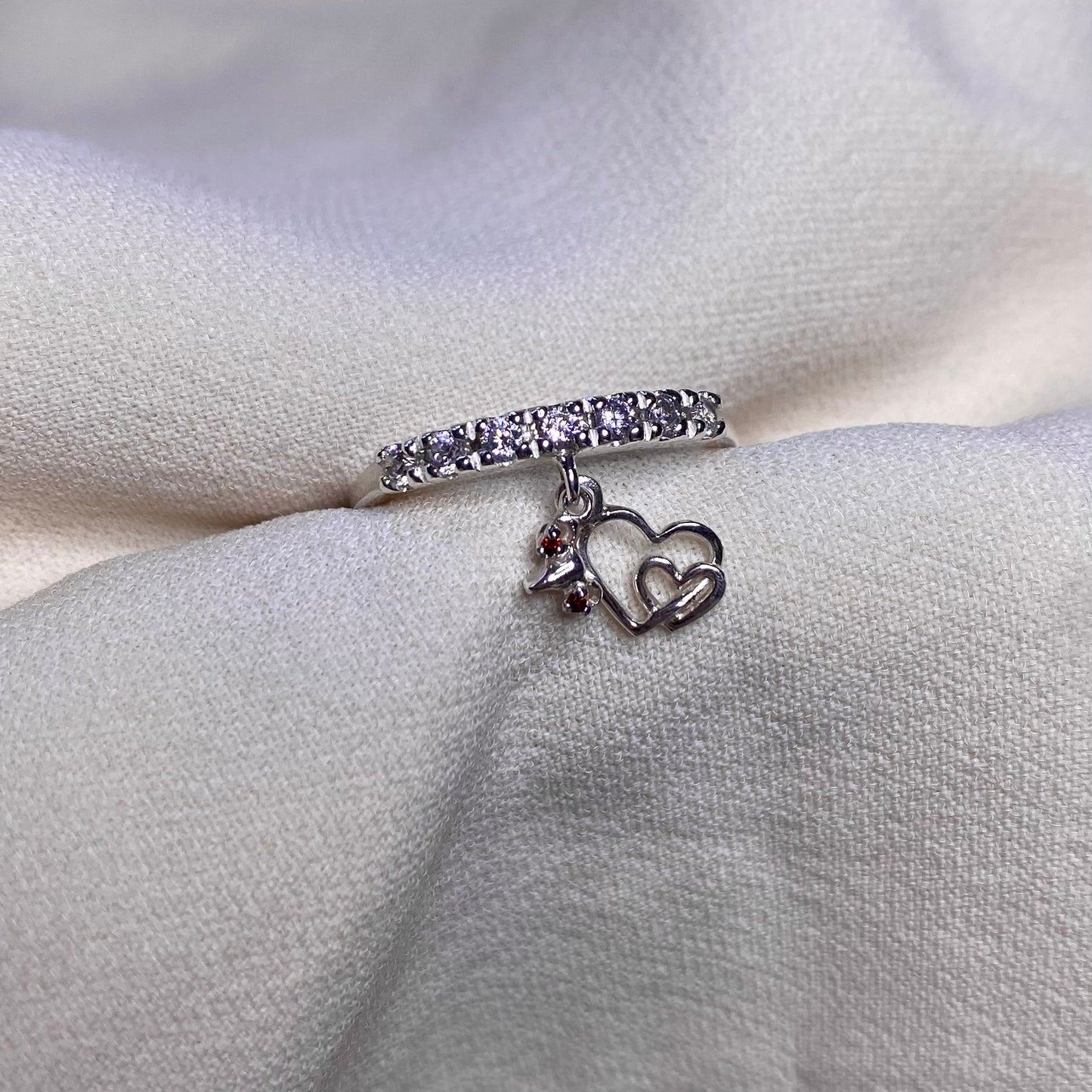 Anello utero e cuori uniti per Ostetricia