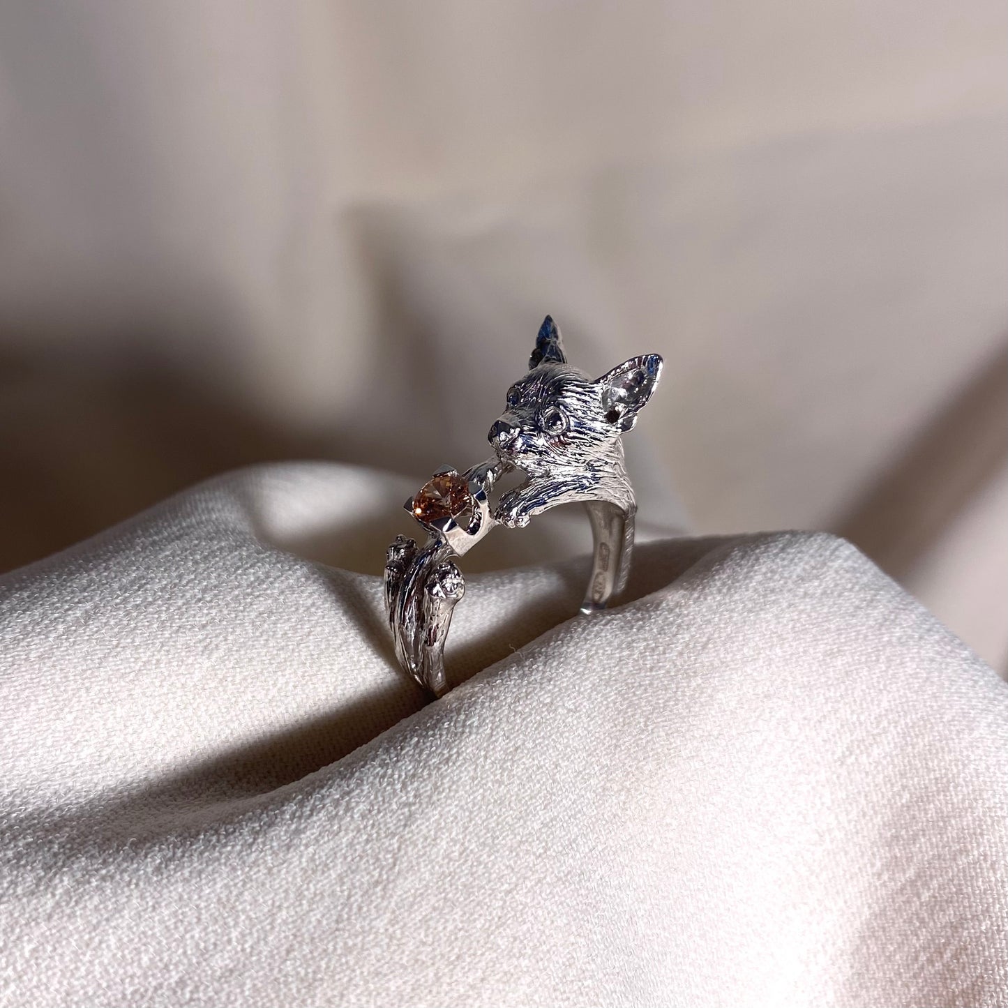 Anello con Chihuahua