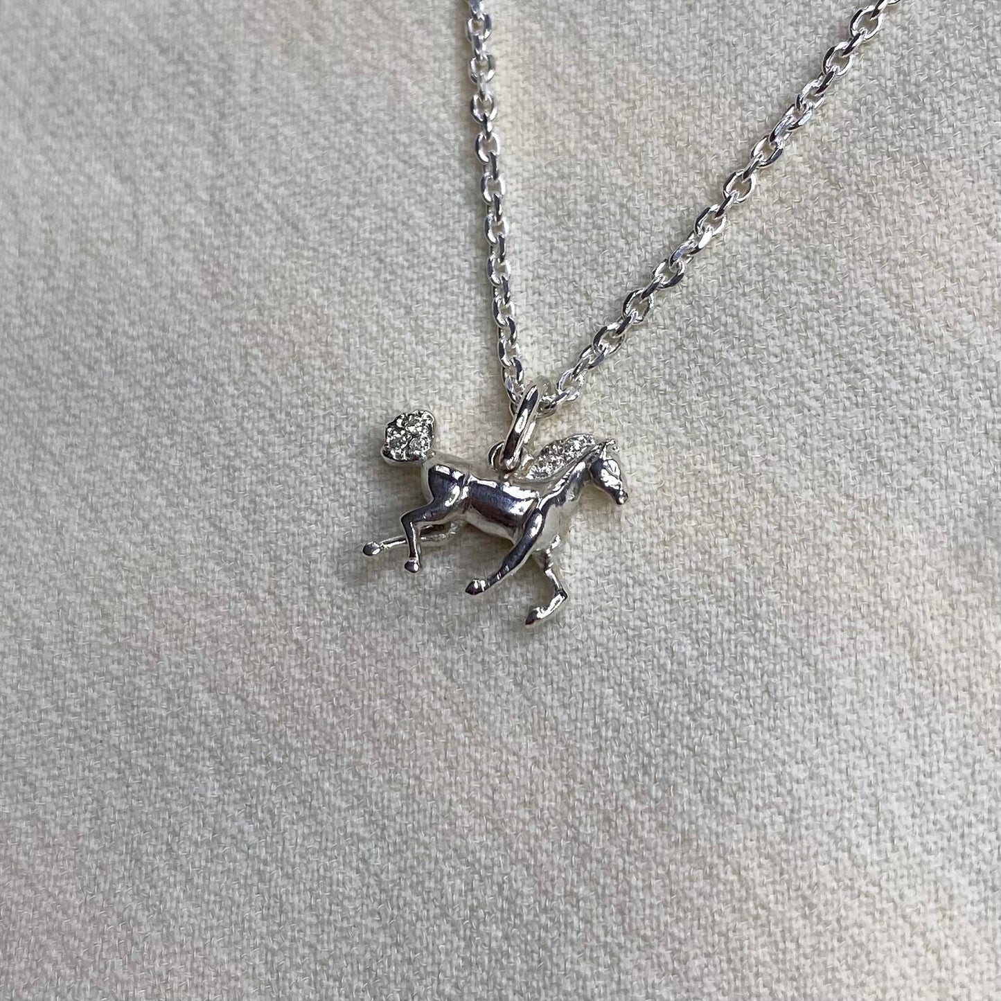 Ciondolo con cavallo