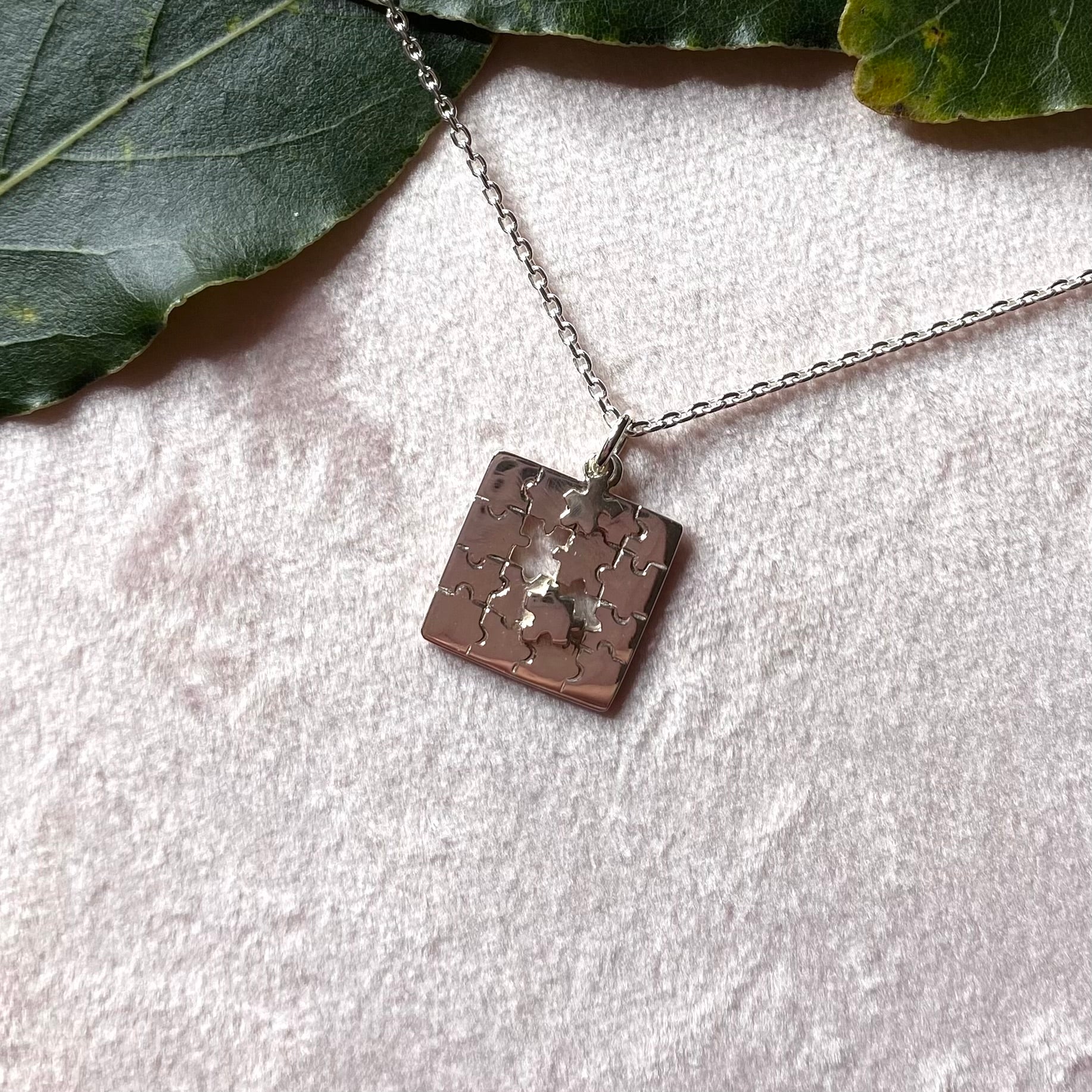 Autismo Puzzle Pezzo Collana Cuore In Argento Colore Mano Moneta - Foto 1